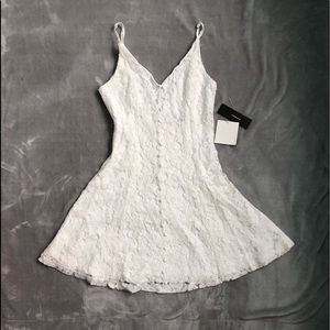 NWT Lulu’s Lace Skater Dress
